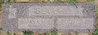 Doris Jean MACMILLAN - Grave