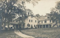 Bridgewater, New Hampshire, USA - Elm Lawn