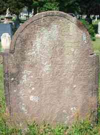 Preserved CLAPP - Grave  HERE LIES  INTERED THE  BODY OF ELDER PRESERVED CLAPP OF NORTHAMPTON WHO  DIED SEPTEMBER THE 22 1720 IN THE 77 YEAR OF HIS AGE