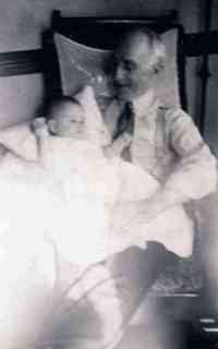 William Ernest FEIGE - William Feige and grandson, Billy, 1940