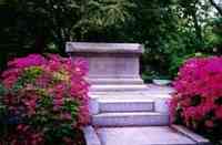 Henry Wadsworth LONGFELLOW - Grave