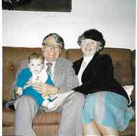 Robert MCLAREN - Bob and Jeanne with baby, 1987 Thanks to Jeanne Tremblay McLaren
