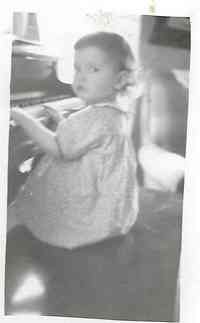 Suzanne M METRAS - 1937