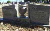 Bobbie J MALONEY - Grave