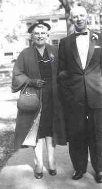 Mary Nelida TREMBLAY - Oct 1955 Nelida and Li