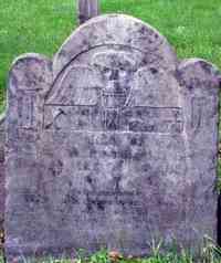 Jonathan POOLE - Grave Inscription: Memento te esse mortalem. C ye 2d. Fugit hora. Here lyes the body of Capt. Jonathan Poole, who deceased in the 44th y